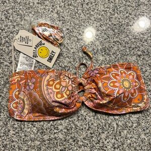 Billabong x Smiley Swim Top 🌊☀️